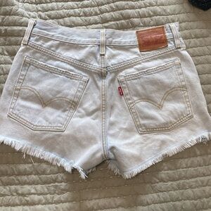 Levi’s light wash Jean shorts